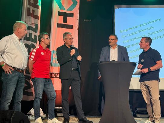 100 Jahre FSV Neunkirchen-Seelscheid: Bürgermeister gratuliert zum Vereinsjubiläum